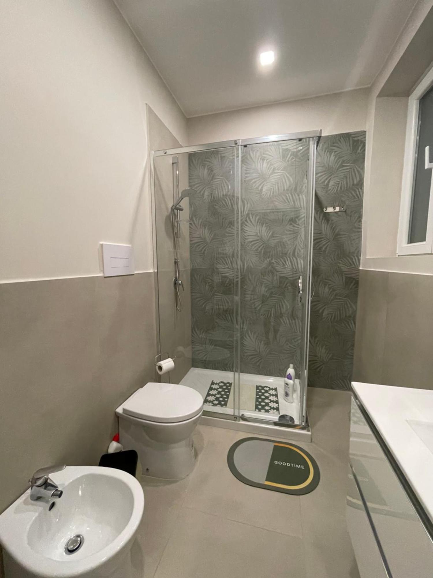 Luma Holiday Homes Mondragone Εξωτερικό φωτογραφία