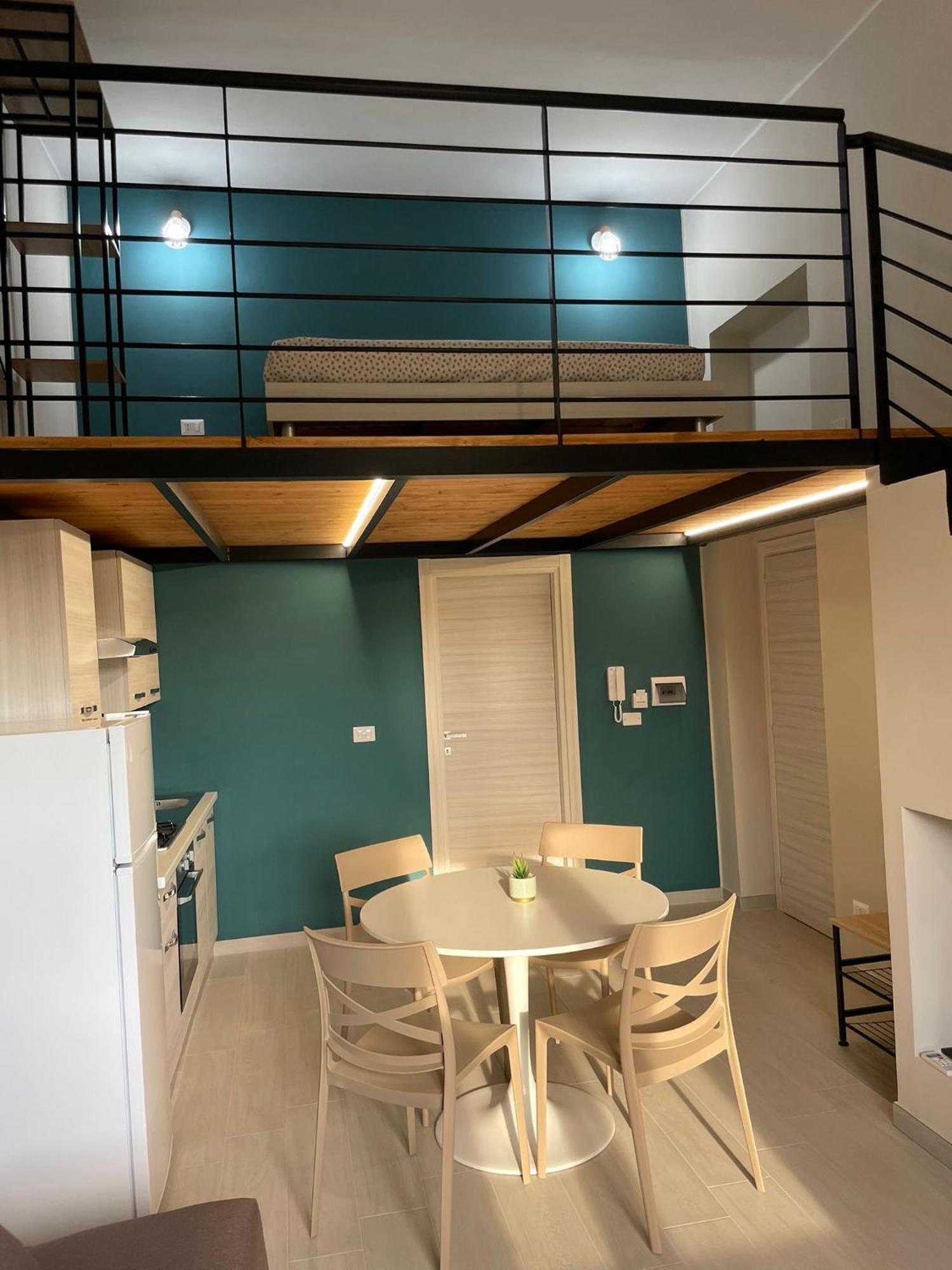 Luma Holiday Homes Mondragone Εξωτερικό φωτογραφία
