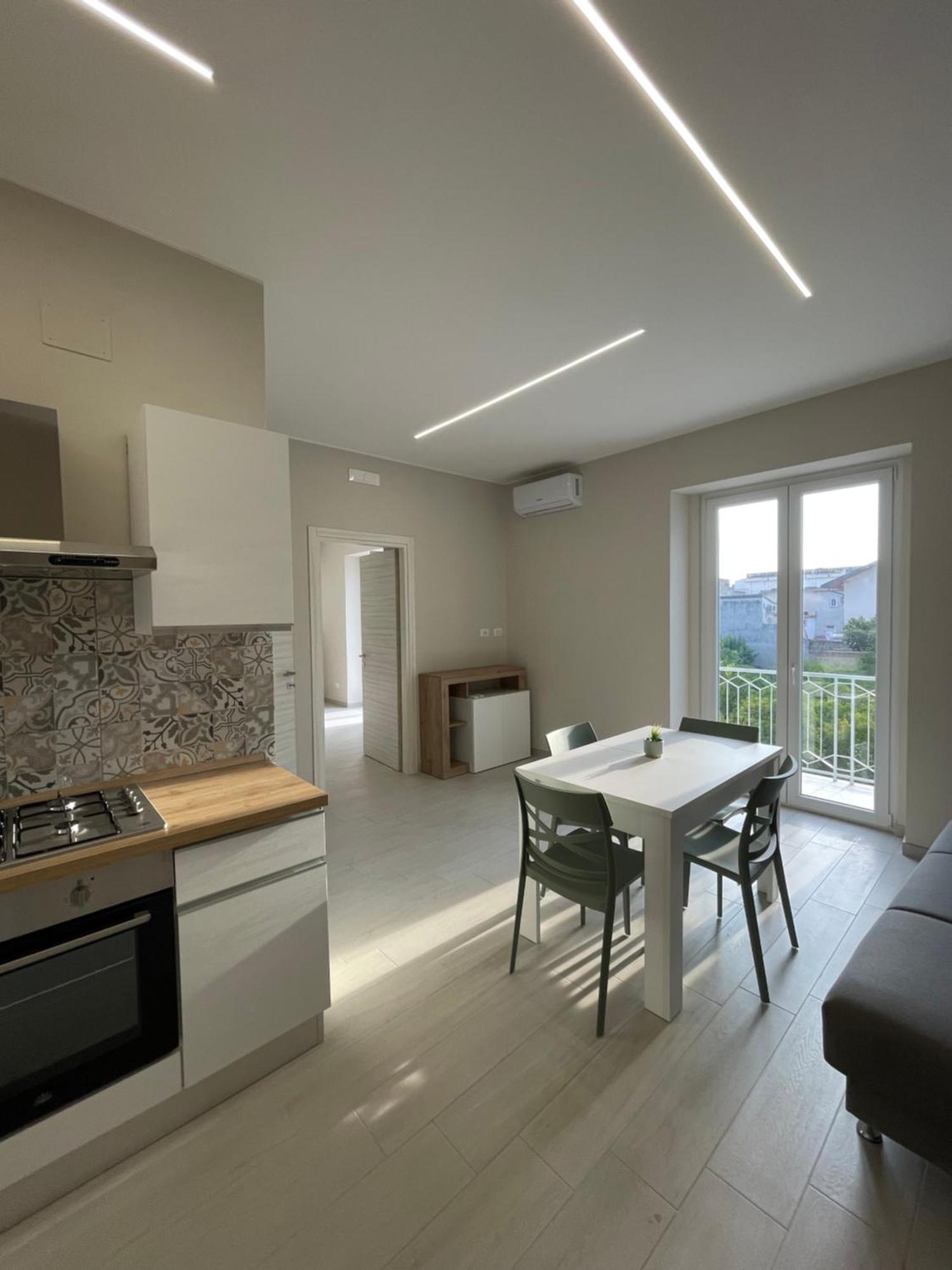 Luma Holiday Homes Mondragone Εξωτερικό φωτογραφία